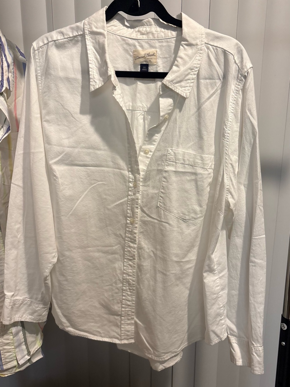 Universal Thread White Long-Sleeve Button-Down Shirt